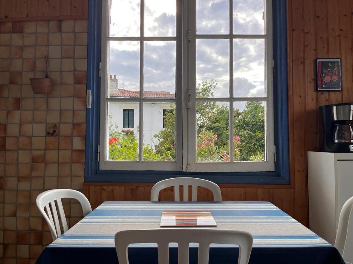 Appartement Calme Proche Plage Avec Parking Gratuit A Saint-Jean-De-Luz - Fr-1-239-804 외부 사진