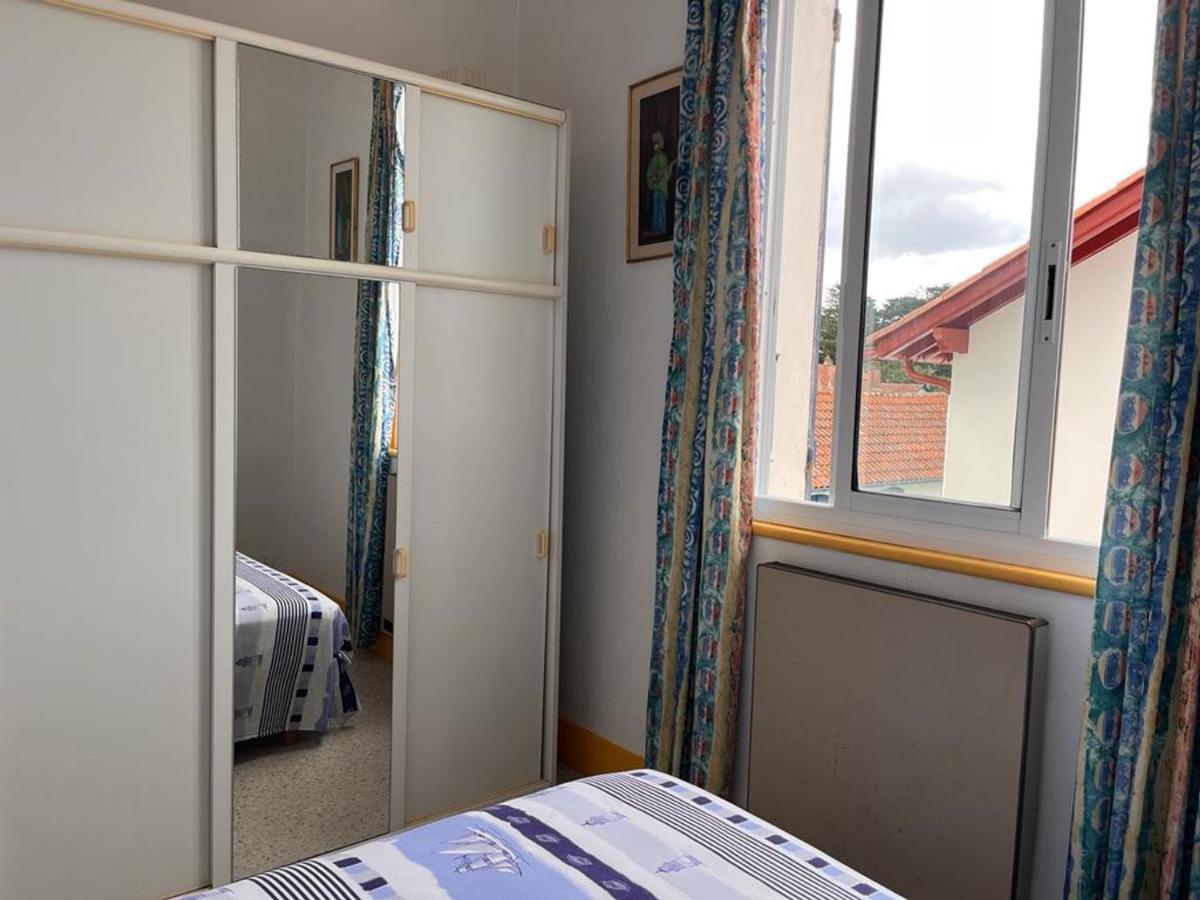 Appartement Calme Proche Plage Avec Parking Gratuit A Saint-Jean-De-Luz - Fr-1-239-804 외부 사진